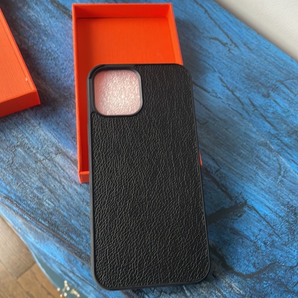 iPhone, case  FREE with any purchase iPhone, case free in bundle - Picture 5 of 7